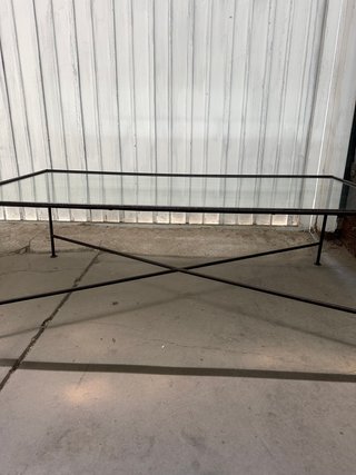 Mesa de centro cristal y metal