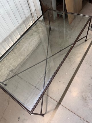 Mesa de centro cristal y metal