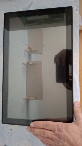 Pantalla Táctil 16 Pulgadas