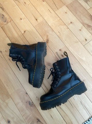 Botas Dr. Martens Plataforma Negras