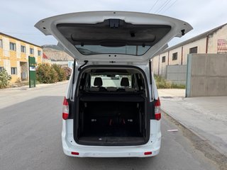 Ford Tourneo Courier 2015