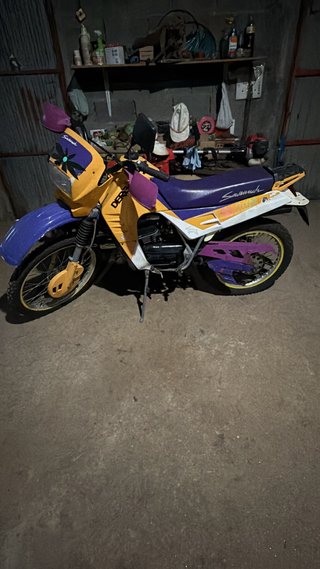 Derbi Savannah 50cc Enduro Morado/Amarillo