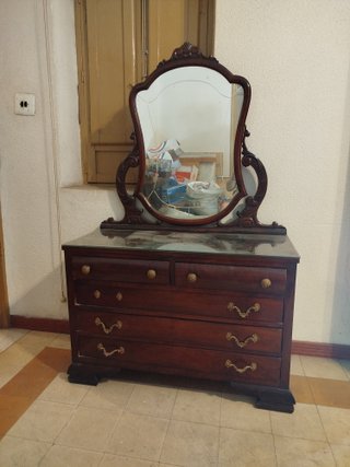 Antigua Coqueta Vintage Madera y Cristal