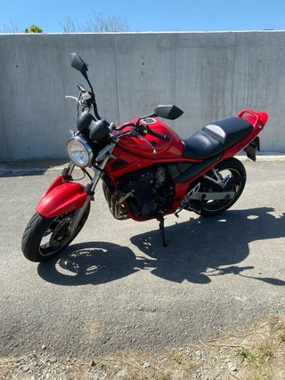 SUZUKI BANDIT GSF 650