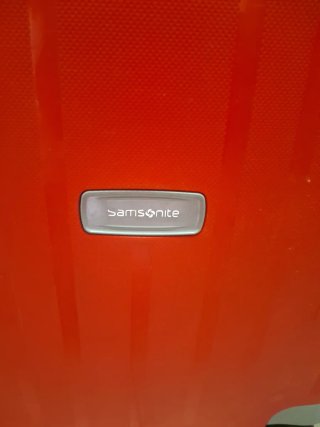 Maleta Samsonite Roja Rígida