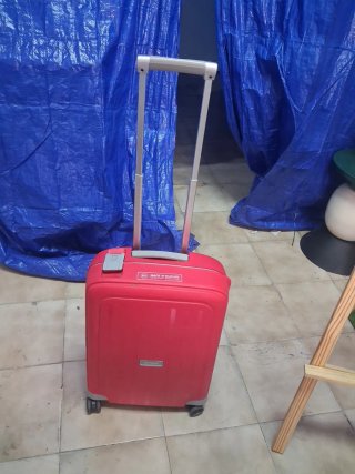 Maleta Samsonite Roja Rígida