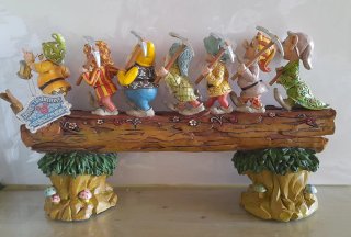 Enanitos Blancanieves Disney Traditions .Enesco