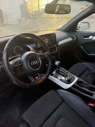 Audi A4 2014