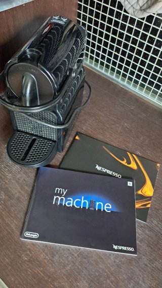 Macchina Caffè Nespresso Inissia De'Longhi