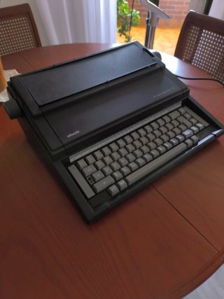 Olivetti ET personal 510-II Máquina Escribir