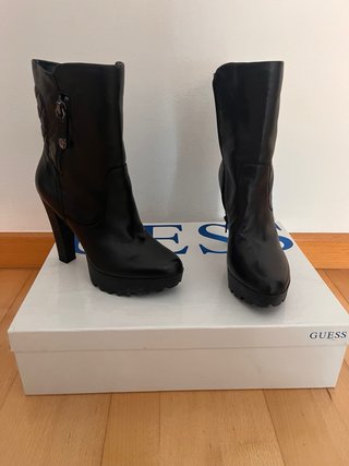 Botines Guess Tacón Plataforma Negro