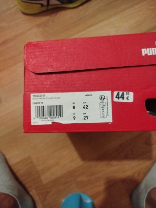 Zapatillas Fútbol Sala Puma Negras y Amarillas