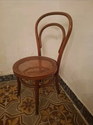 Silla Thonet madera curvada ratán