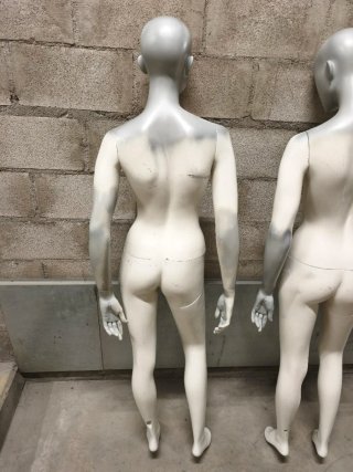 2 MANIQUIES DE MUJER