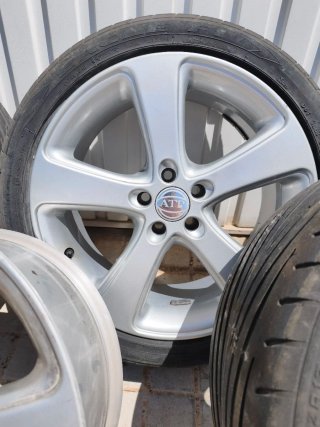 5 Llantas 17" montadas en Alfa Romeo 156