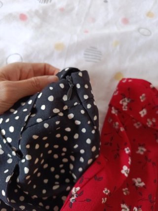 Falda pantalón Stradivarius lunares y flores