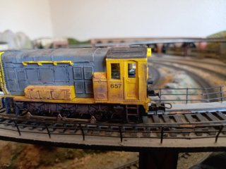Locomotora Roco H0 envejecida