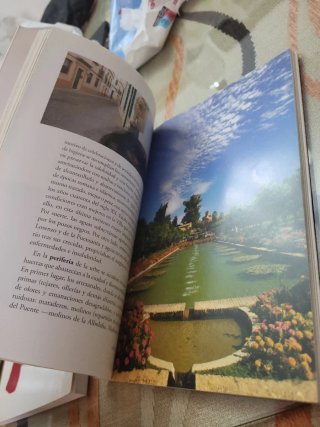 Historia Ilustrada de Córdoba (Andalucía) (Span...