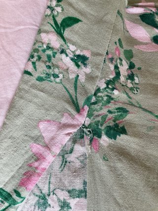 Vestido floral verde y rosa Zara