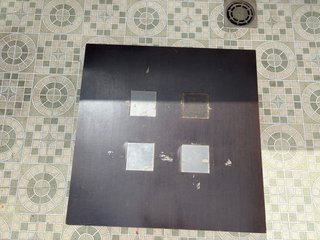 Mueble madera con puertas de cristal
