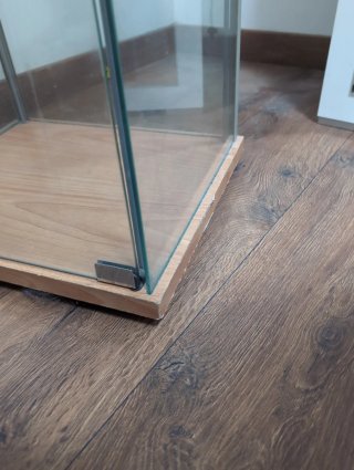 Vitrina expositor cristal y madera