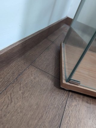 Vitrina expositor cristal y madera