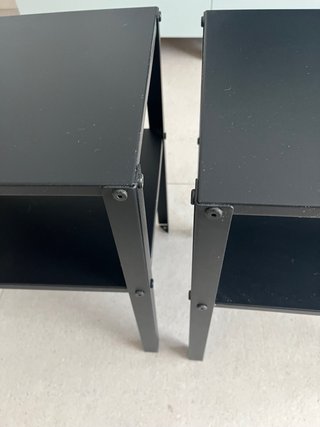 2 Mesitas de Noche Ikea Negras