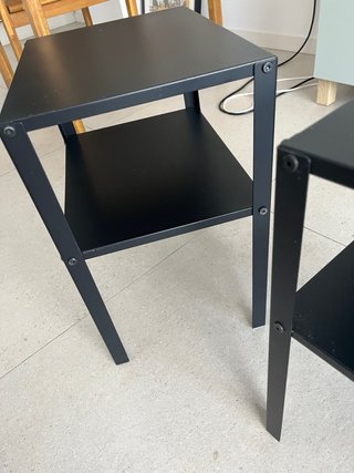 2 Mesitas de Noche Ikea Negras