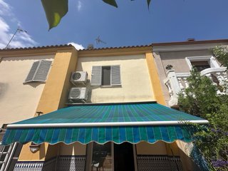 Toldo extensible manual con manivela