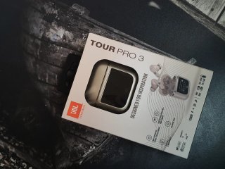 JBL Tour Pro 3 Auriculares Inalámbricos