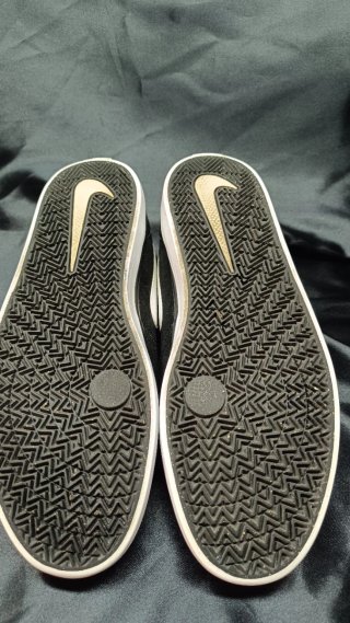 Nike SB Check Solarsoft Zapatillas Negras