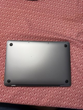MacBook Pro 13,3” M2 Plata