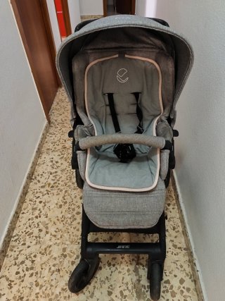 Cochecito bebe tres piezas gris y rosa