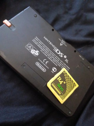 Nintendo DS XL Azul con estuche