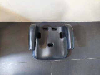 Alzador infantil de coche.