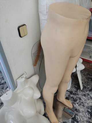 Expositores Lencería Torso Blanco y Beige
