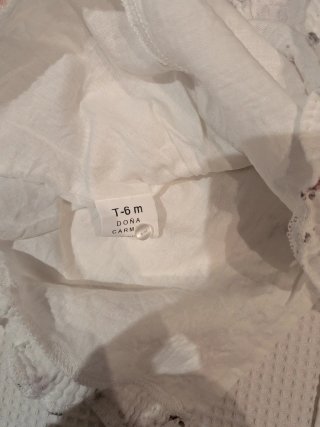 Conjunto vestido y cubrepañal niña de Doña Carmen