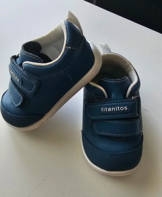 Zapatillas respetuosas Titanitos Talla 19