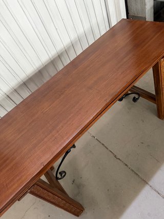 Mesa antigua restaurada madera y metal
