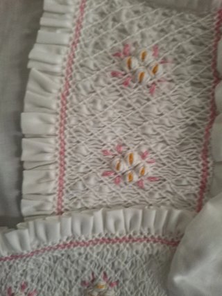Camisón hecho a mano con bordado