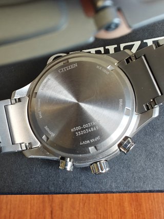 Citizen Cronógrafo Panda Titanio AT2530-85A