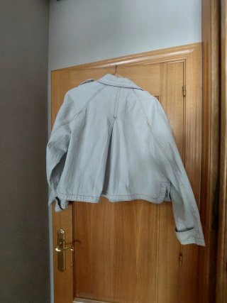 Cazadora beige talla S