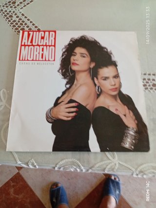 Lote 34 LPs Pop y Rock la mayoría como nuevos
