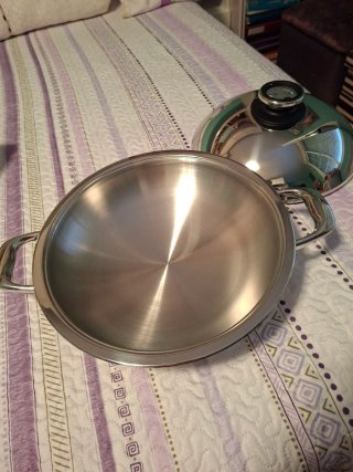 Set AMC sin estrenar -  Acero quirurgico  yogurter