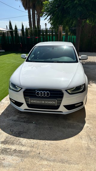 Audi A4 2.0 TDI 143cv - Impecable, Unico.