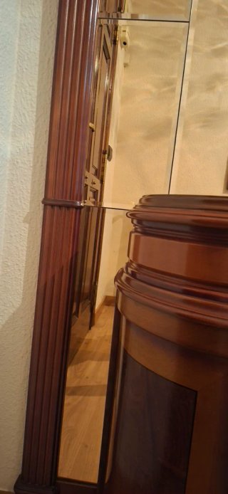 Mueble aparador madera con espejo