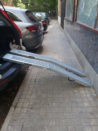 Rampas metálicas plegables