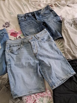Lote 8 pantalones cortos vaqueros y bermudas
