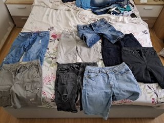 Lote 8 pantalones cortos vaqueros y bermudas