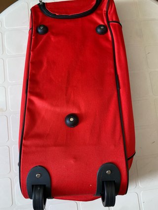 Maleta de viaje Ballantine's roja